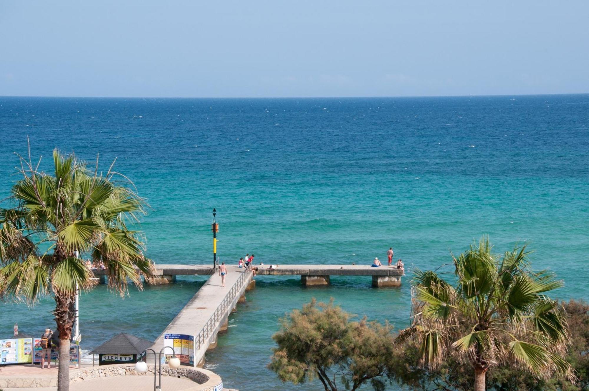 Seven Hostal Cala Millor  Exterior photo